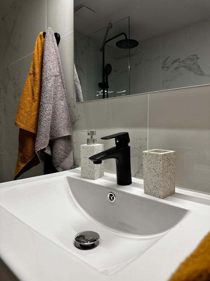 Jp Luxury Apartment In Citycenter Xanthi Exterior photo